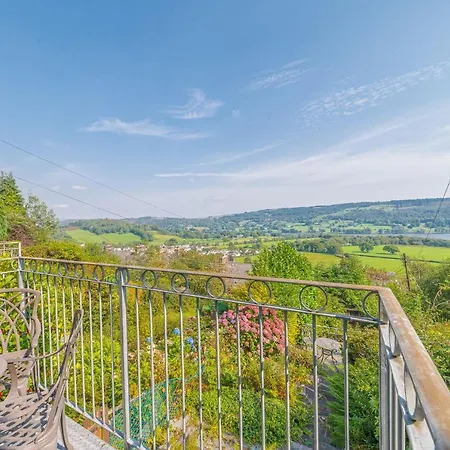 Sun With Stunning Views, 度假居